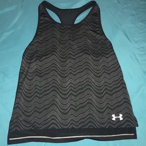 Under Armour black tank w/metallic print